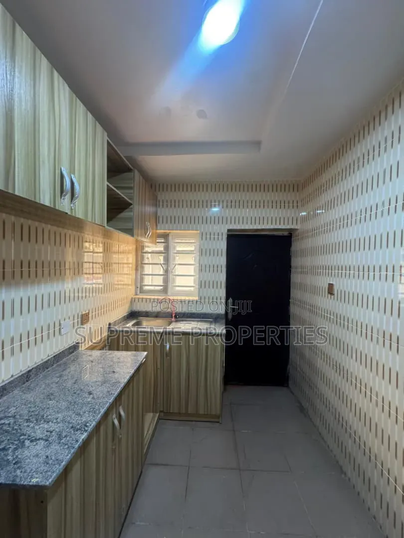 2bdrm Bungalow in Kolapo Ishola Gra, Ibadan for rent