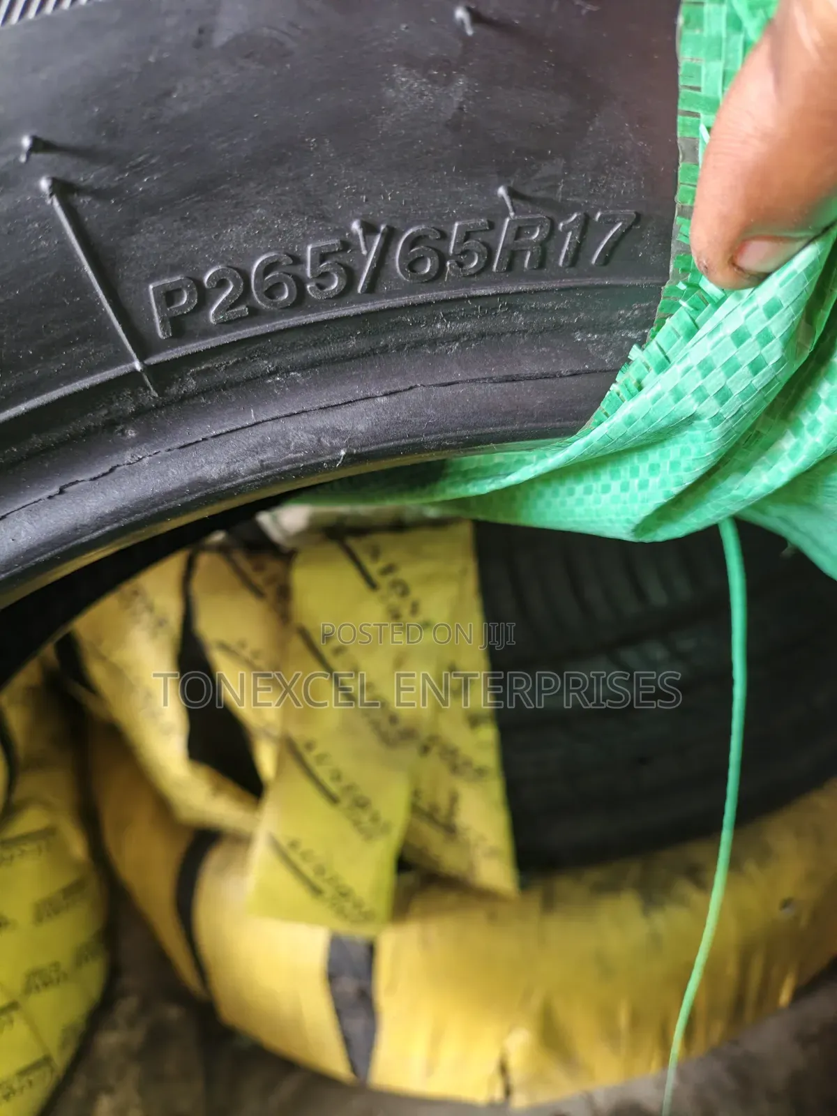265/65/17 Bridgestone