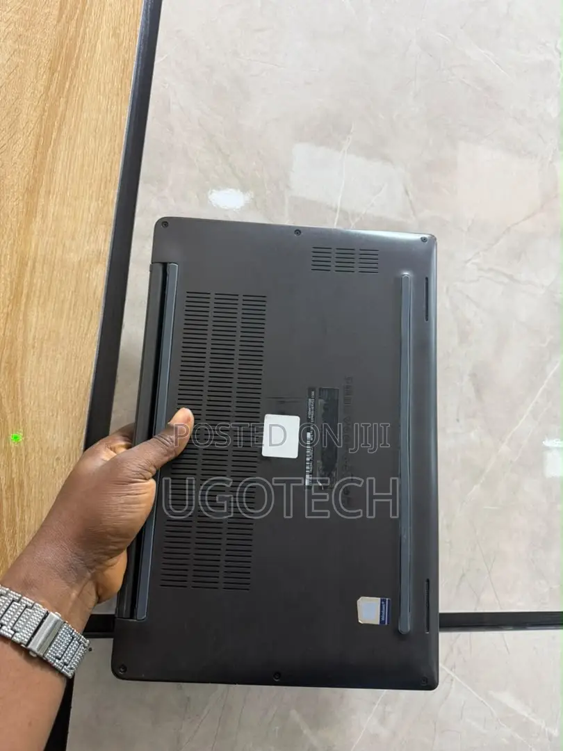 Laptop Dell Latitude 7400 8GB Intel Core i5 SSD 256GB