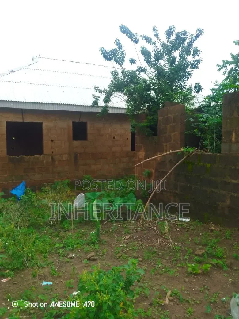 2bdrm Bungalow in Oluwatosin, Agric for sale