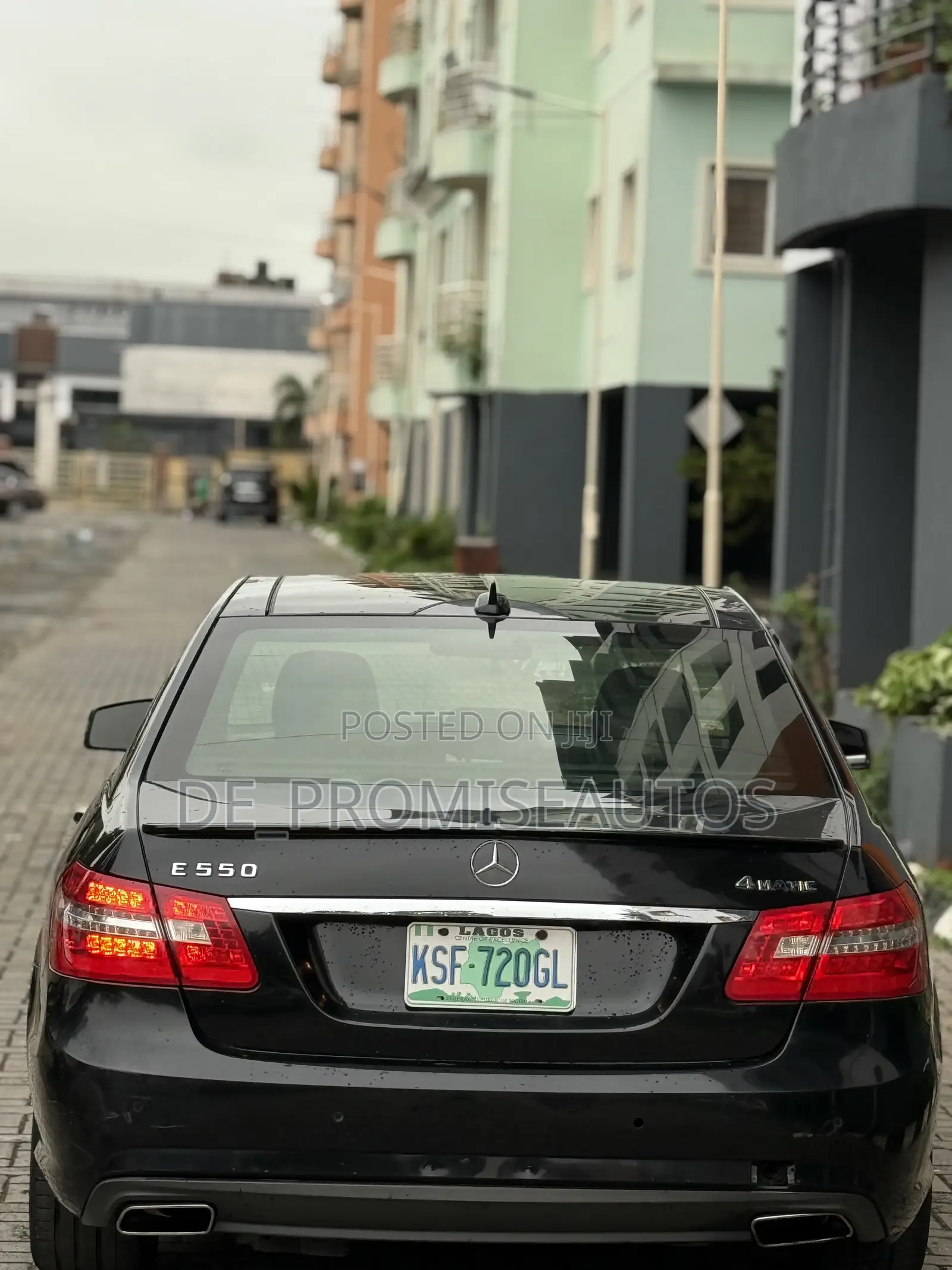 Mercedes-Benz E550 2011 Black