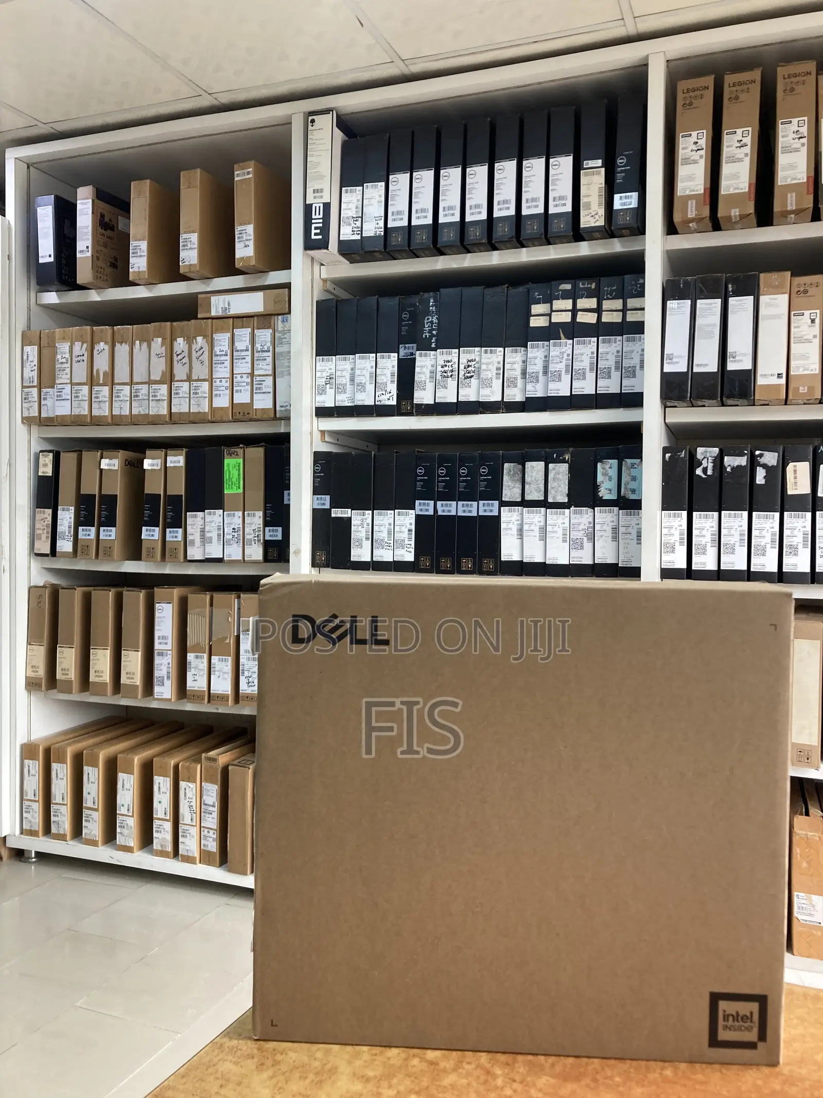 New Laptop Dell Pro 14 16GB Intel Core 5 SSD 256GB