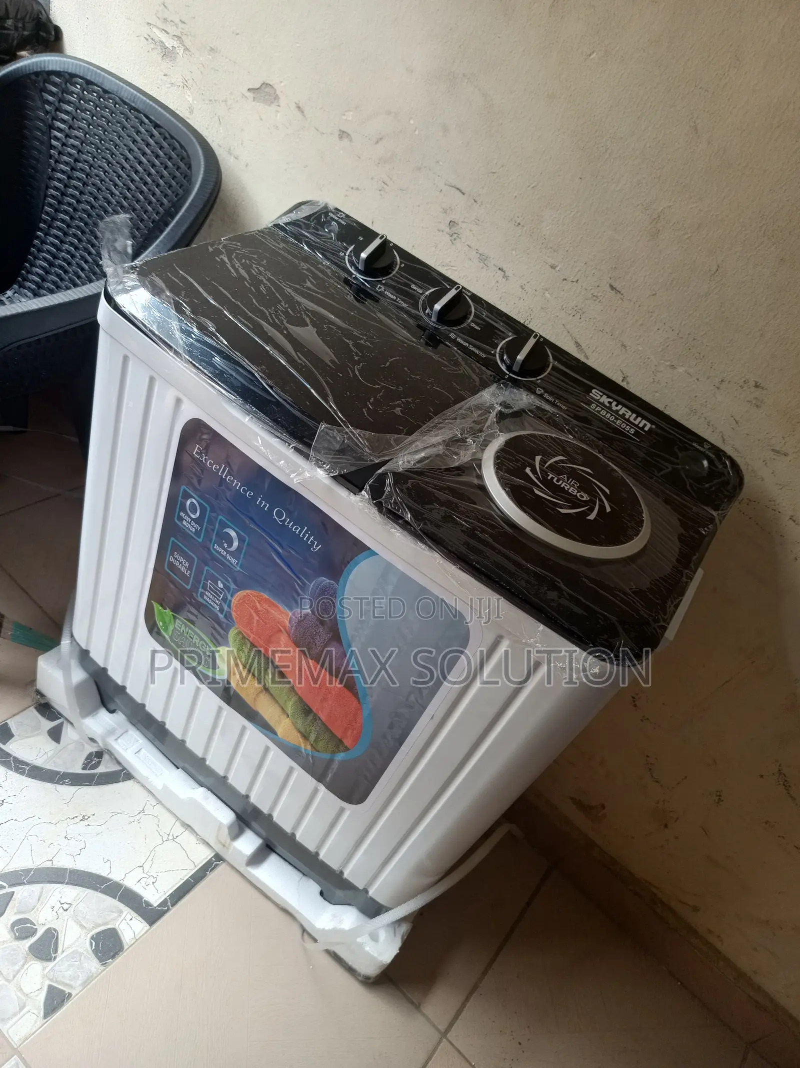 Skyrun 7kg Semi-Automatic Washer: Budget-Friendly Laundry Power.