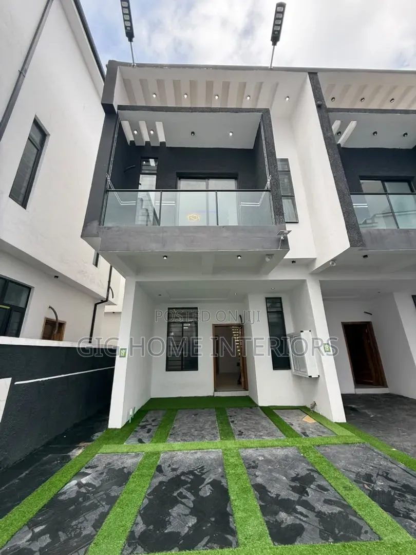 5bdrm Duplex in Lekky, Chevron for sale