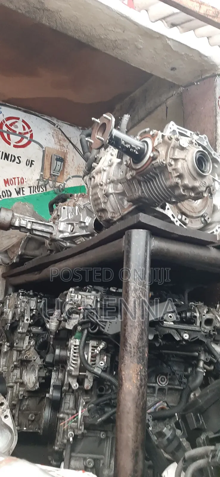 Sells All Kinds of New Model Toyota Gearbox