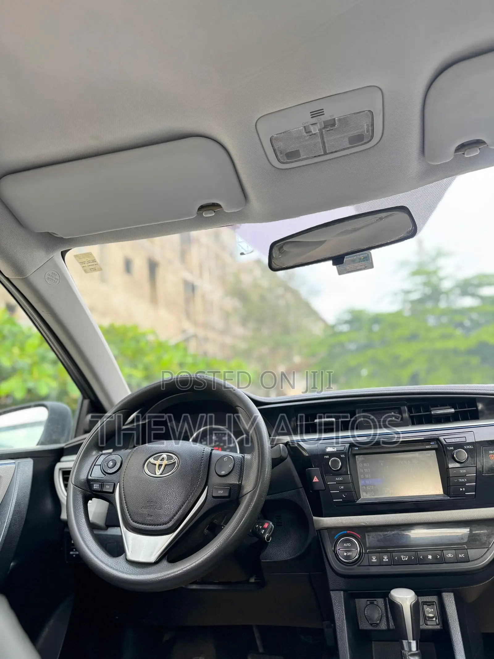 Toyota Corolla LE 4dr Sedan (1.8L 4cyl CVT) 2014 Black