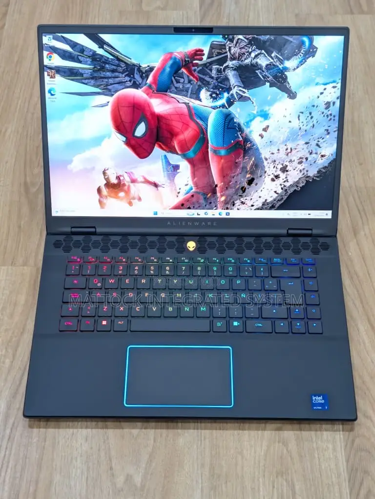 Laptop Dell 16GB Intel Core Ultra 7 SSD 1T