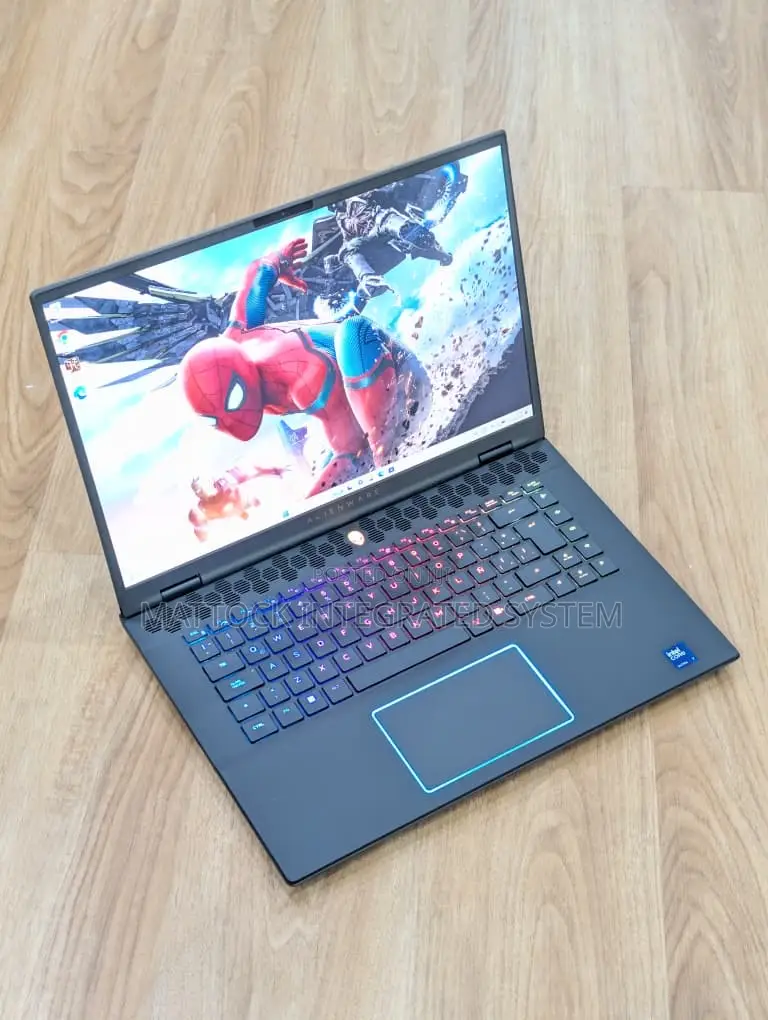 Laptop Dell 16GB Intel Core Ultra 7 SSD 1T