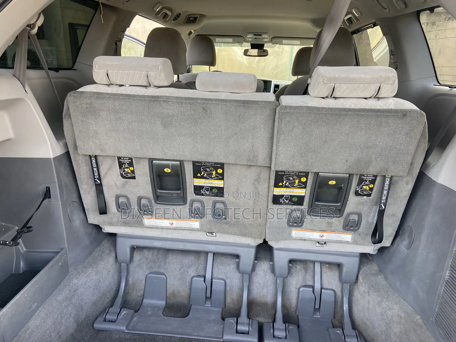 Toyota Sienna 2018 Silver