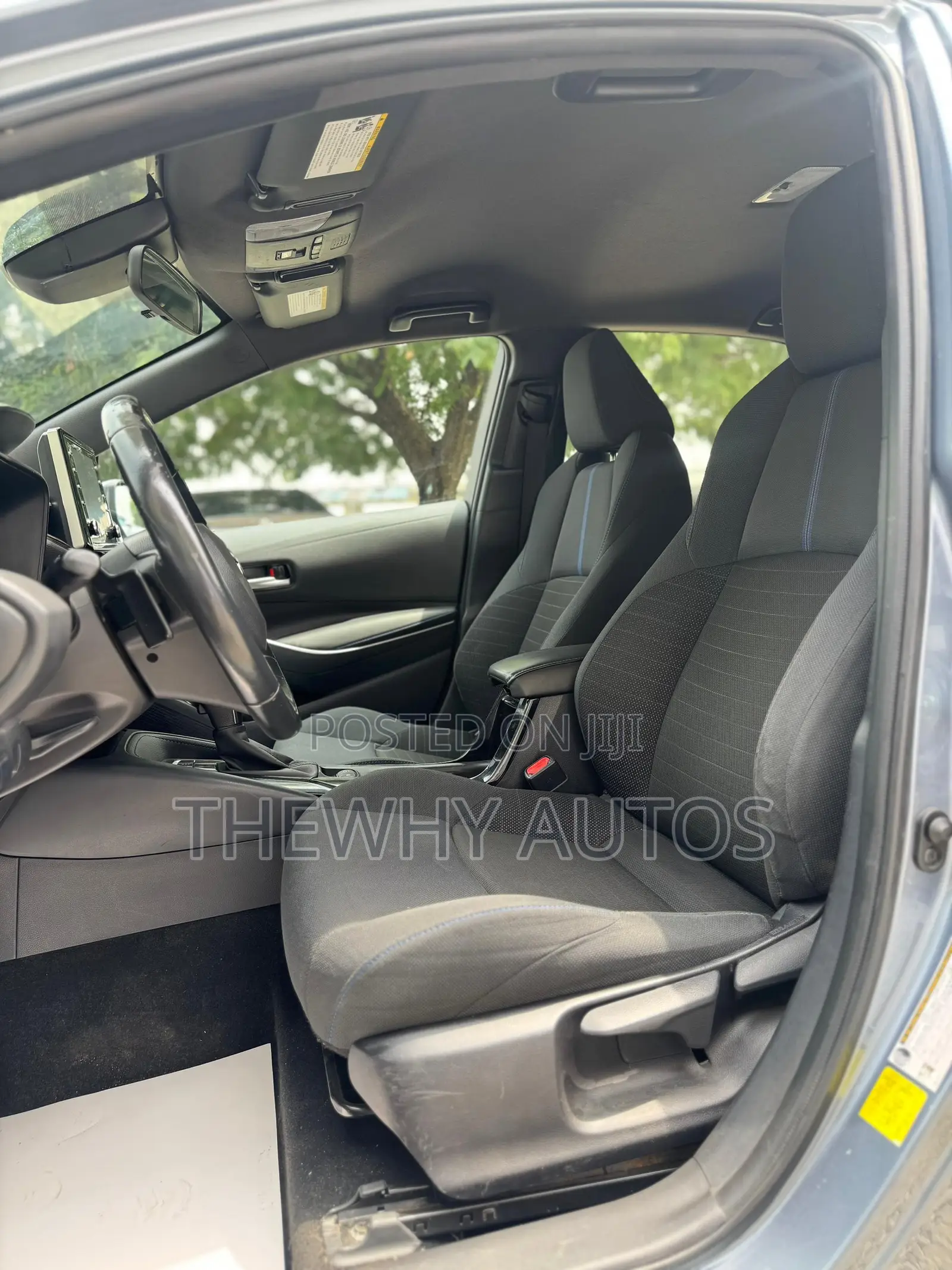 Toyota Corolla SE 2020 Blue