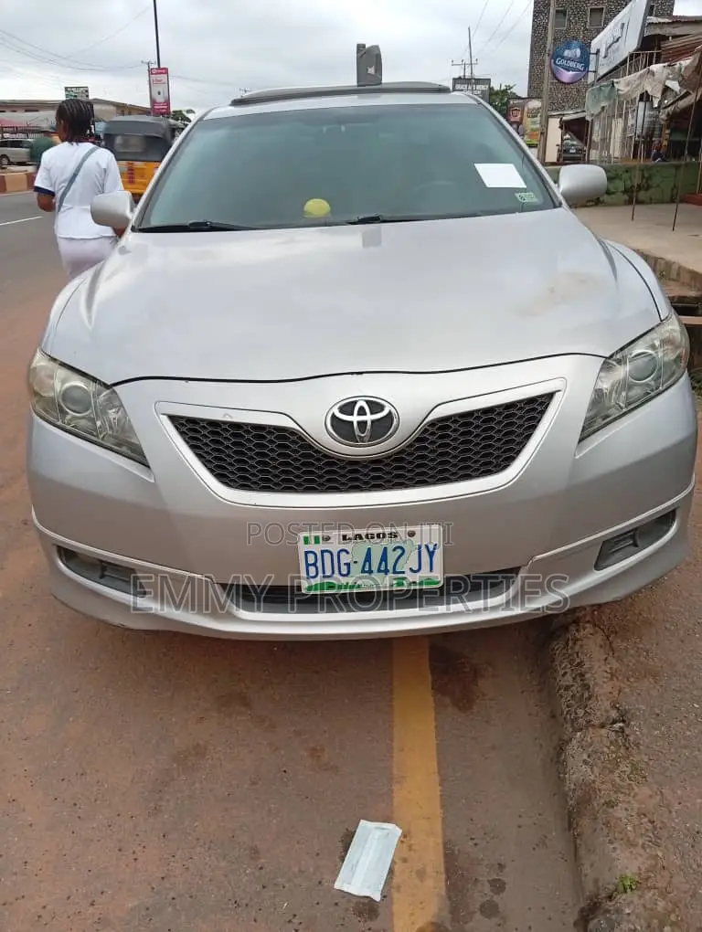 Toyota Camry SE 4dr Sedan (2.4L 4cyl 5A) 2008 Silver