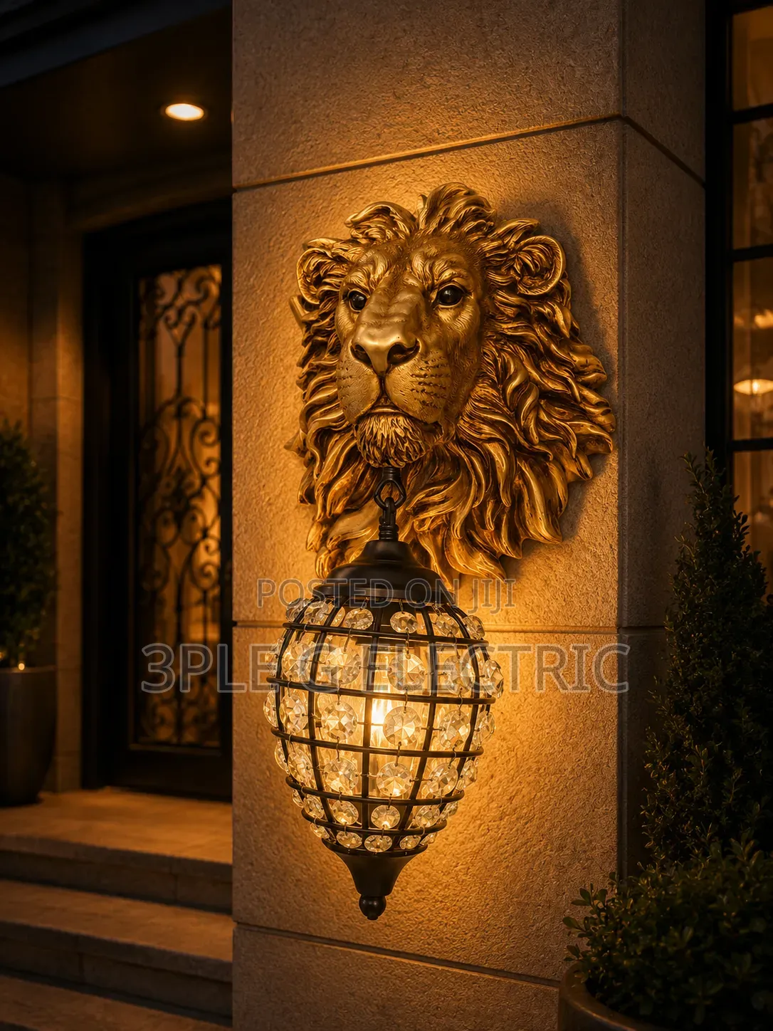 Lion Head Wall Light