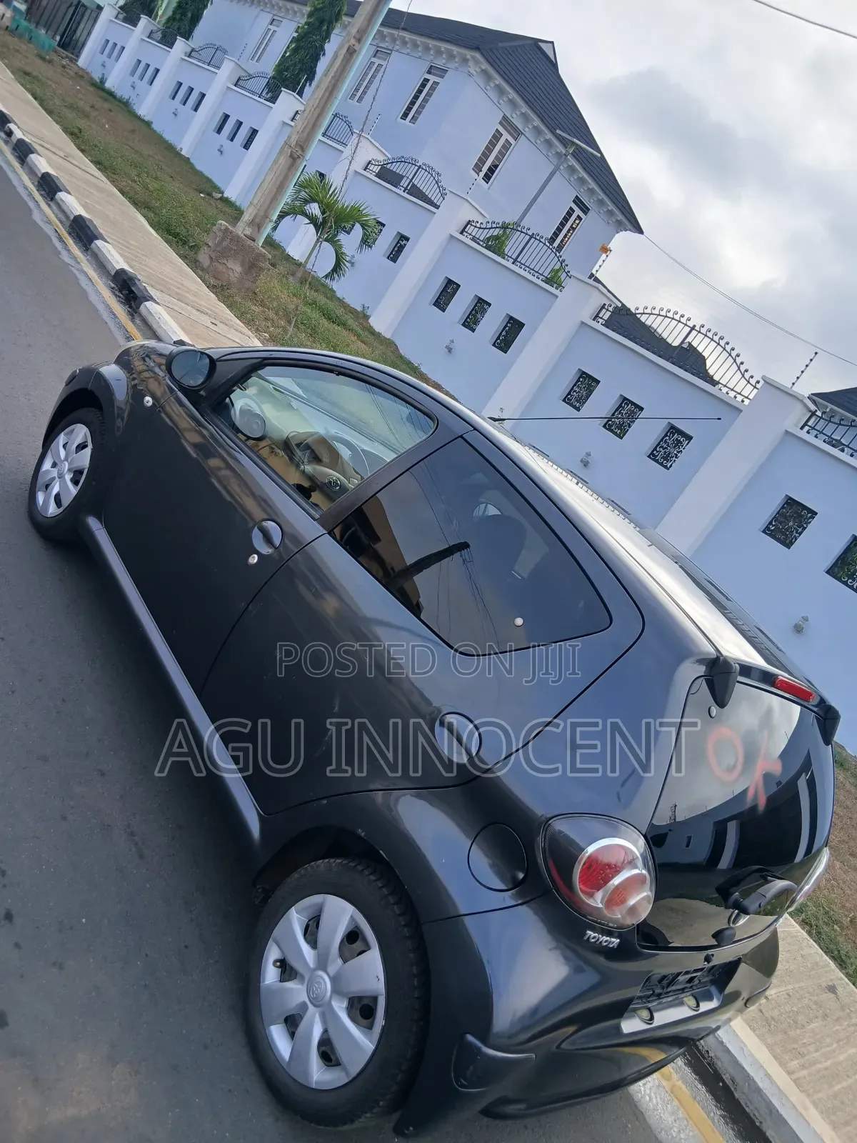 Toyota Aygo 2012 Gray