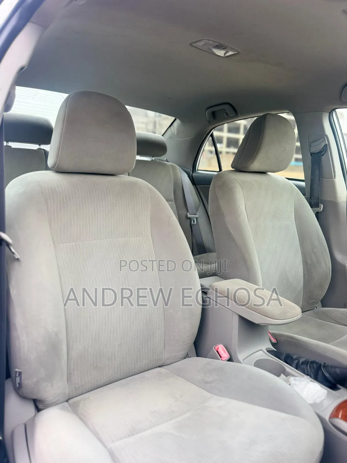 Toyota Corolla 2010 White