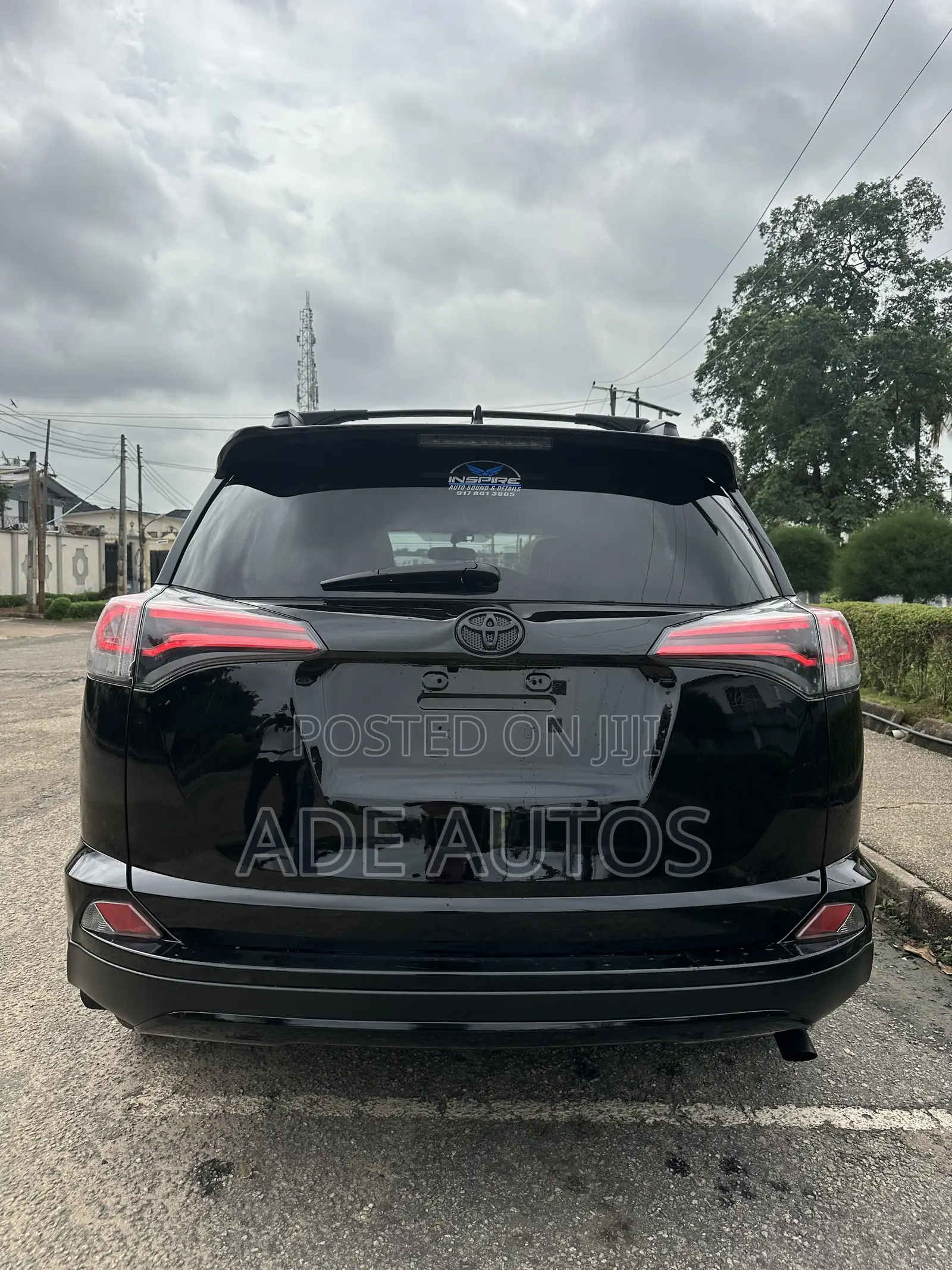 Toyota RAV4 XLE AWD (2.5L 4cyl 6A) 2017 Black