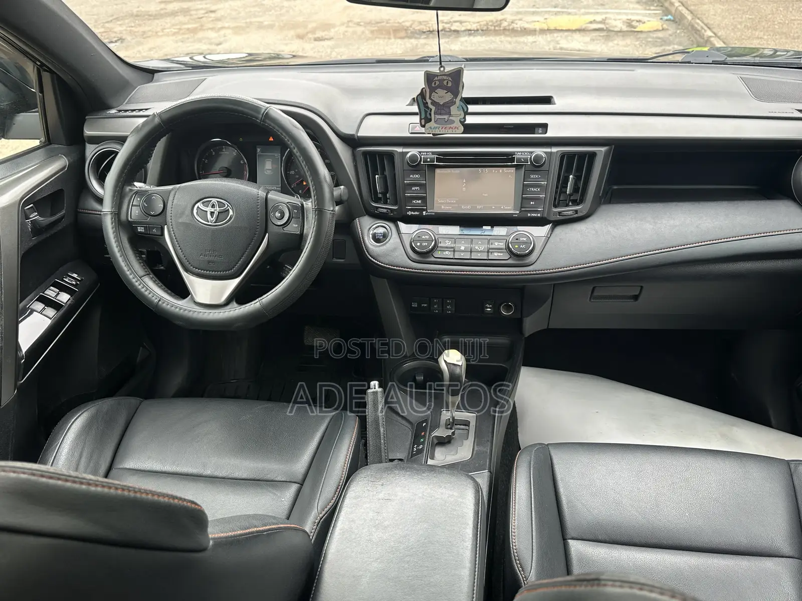 Toyota RAV4 XLE AWD (2.5L 4cyl 6A) 2017 Black