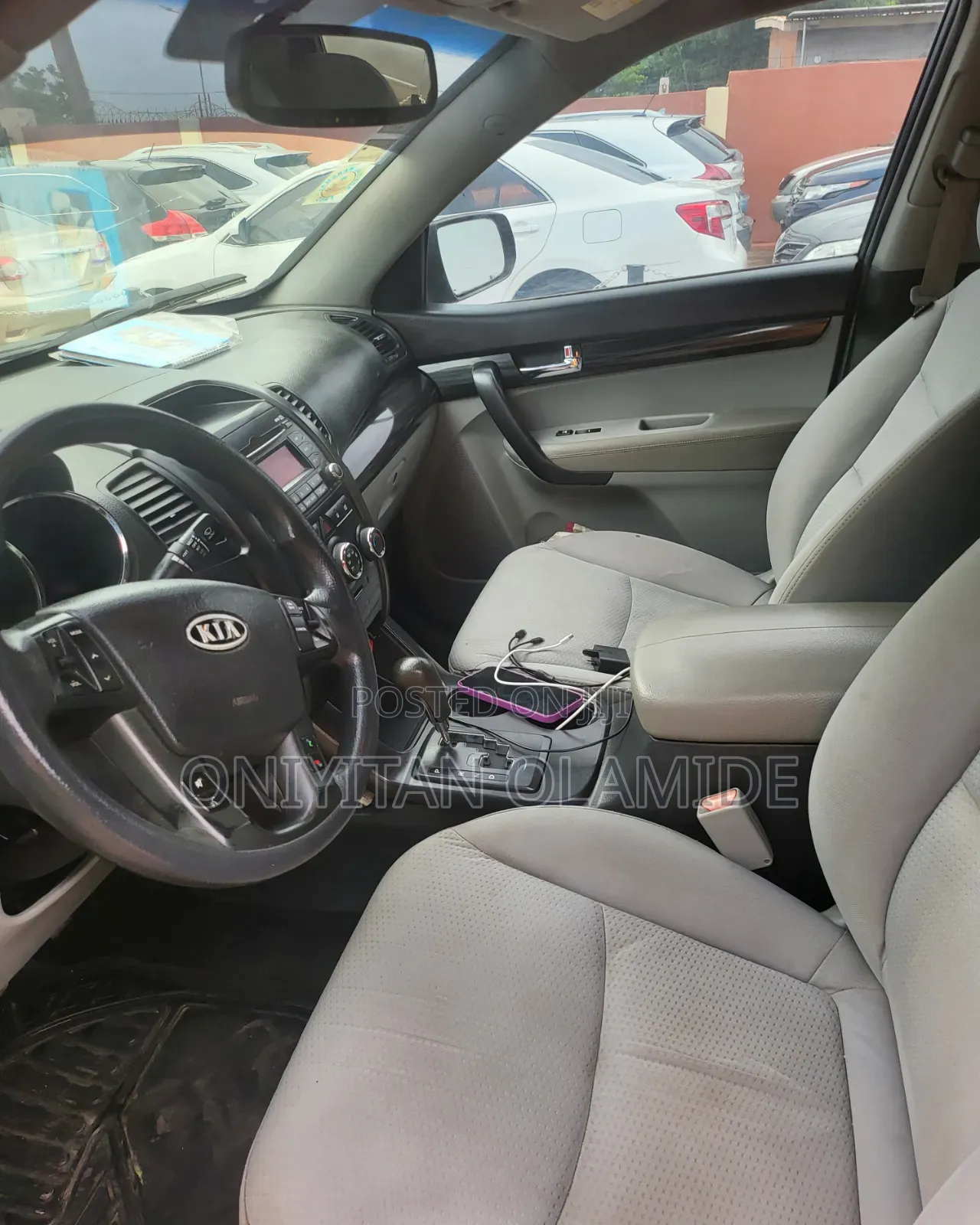 Kia Sorento 2012 Gray