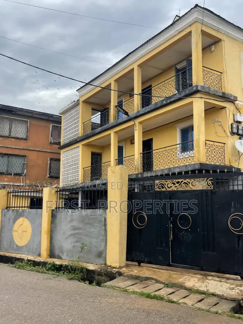 Furnished 18bdrm Block of Flats in Mokola Ibadan for sale