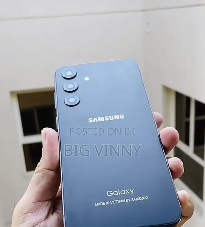 New Samsung Galaxy A73 5G 256 GB Black