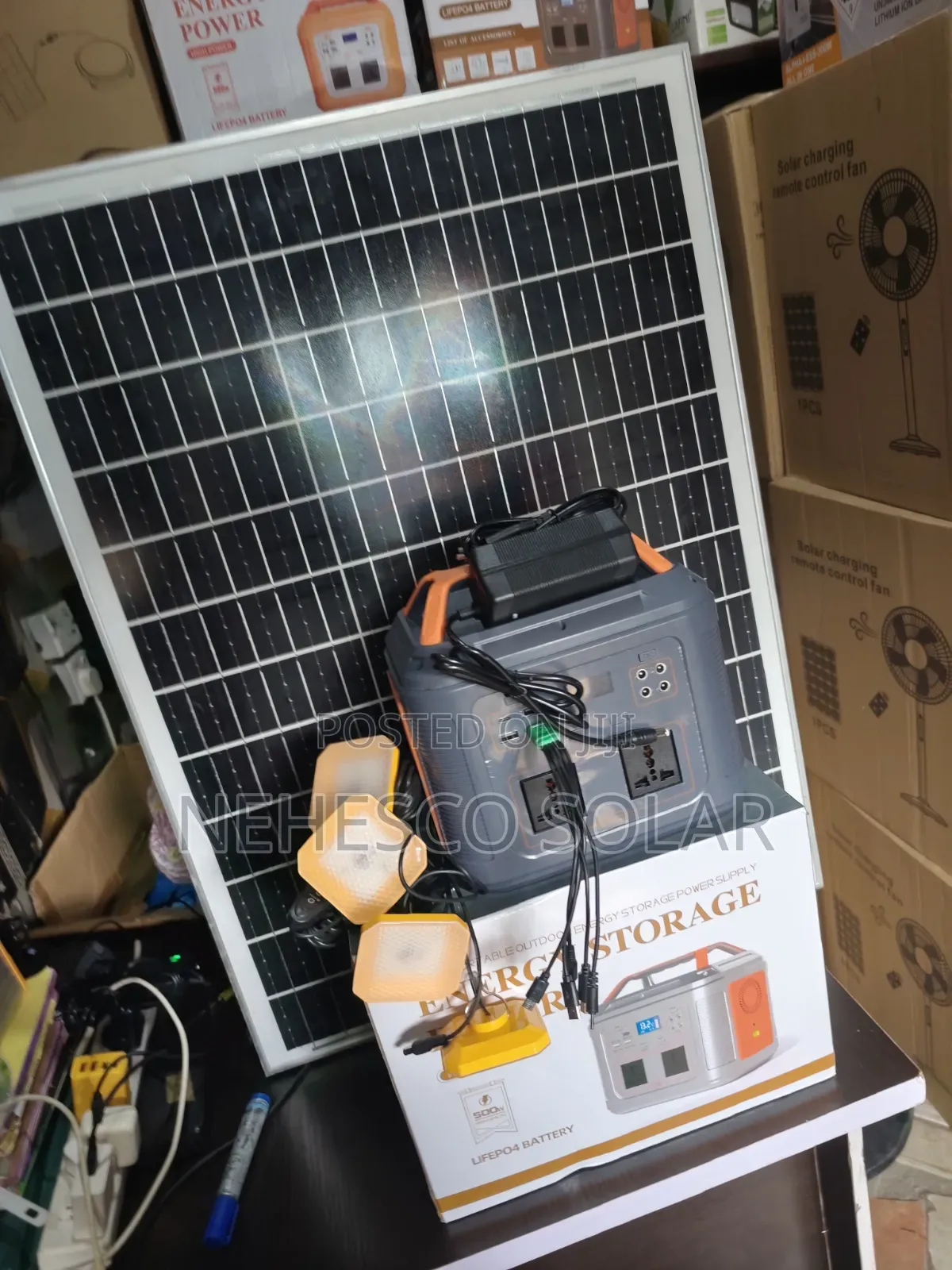 Powerful Solar Generator With Long-Lasting Lithium Battery