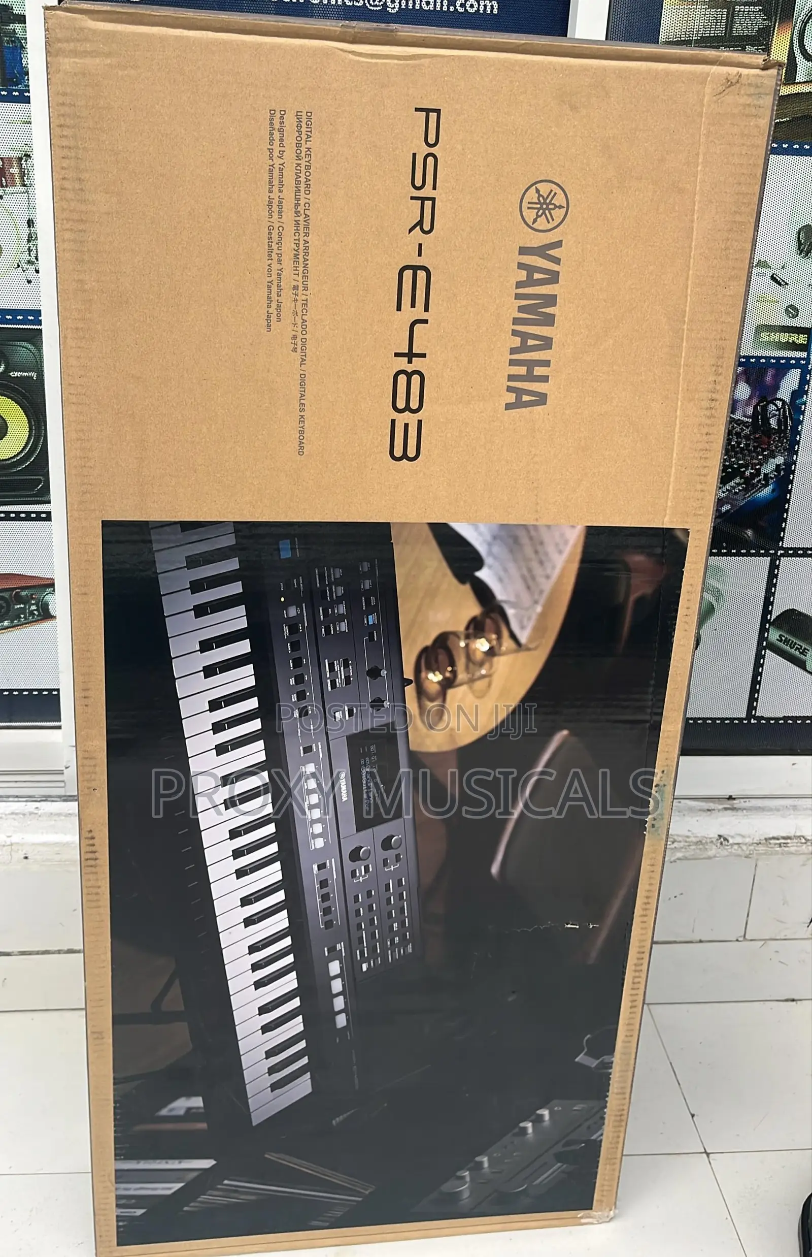 Yamaha PSR-E483 Arranger 61-Key Portable Touch Sensitive Keyboard