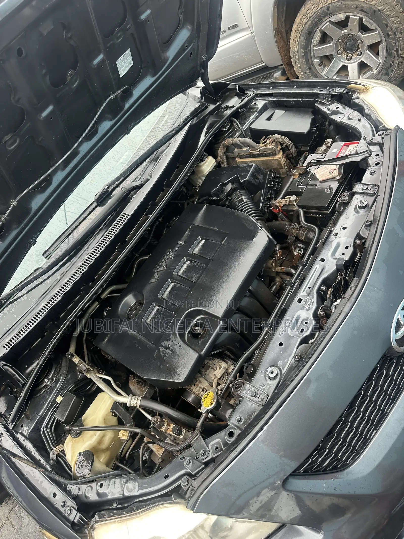 Toyota Corolla LE 4dr Sedan (1.8L 4cyl 4A) 2010 Gray