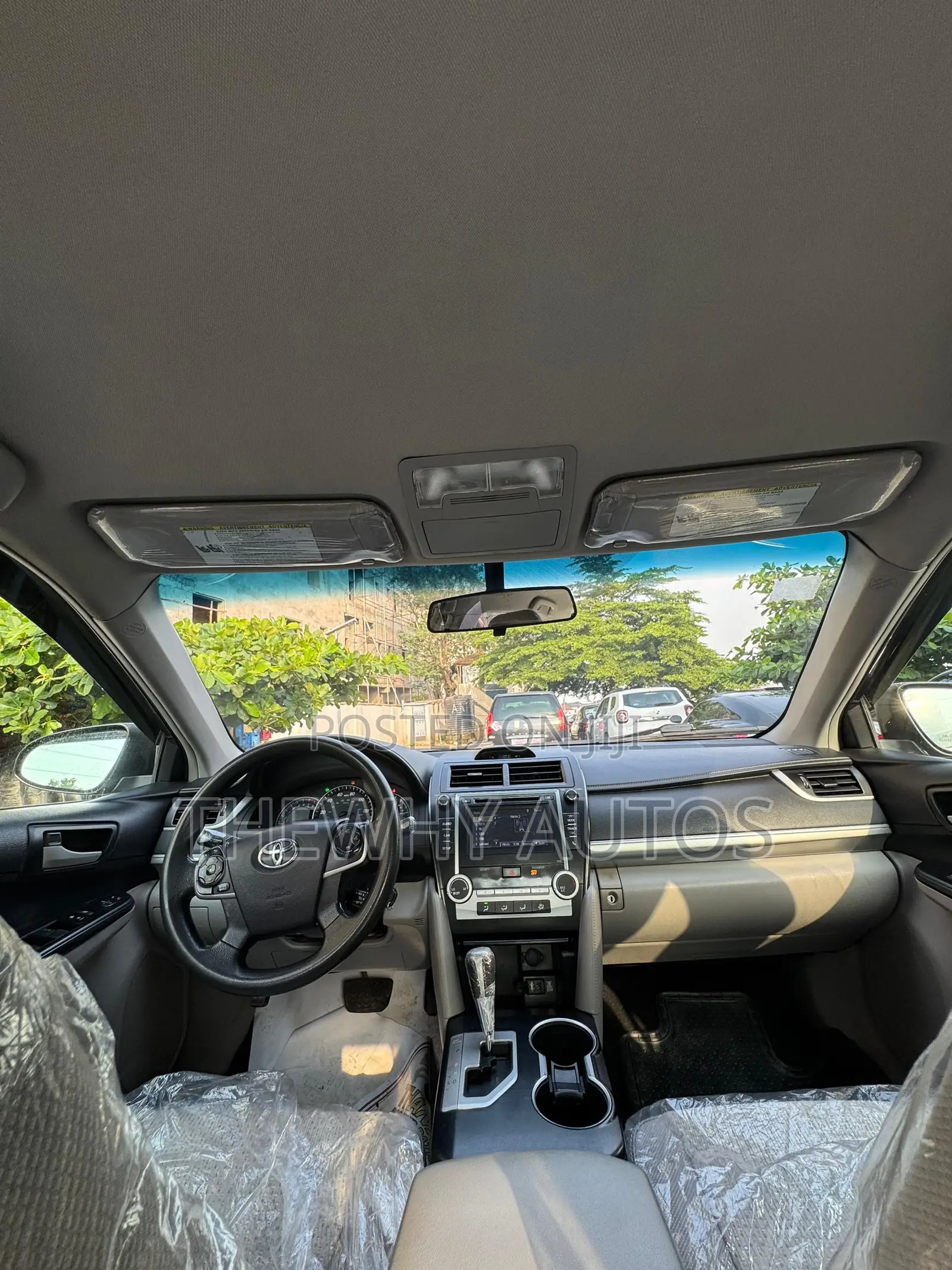 Toyota Camry LE 4dr Sedan (2.5L 4cyl 6A) 2014 Gray