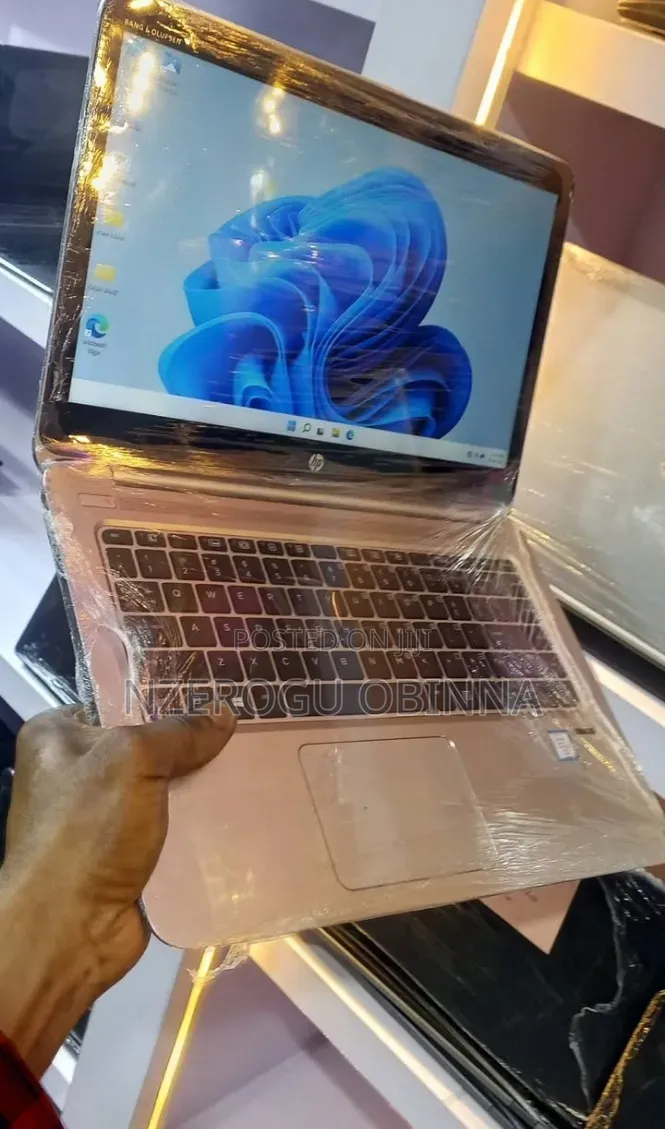 New Laptop HP EliteBook 1040 G3 8GB Intel Core i5 SSD 256GB