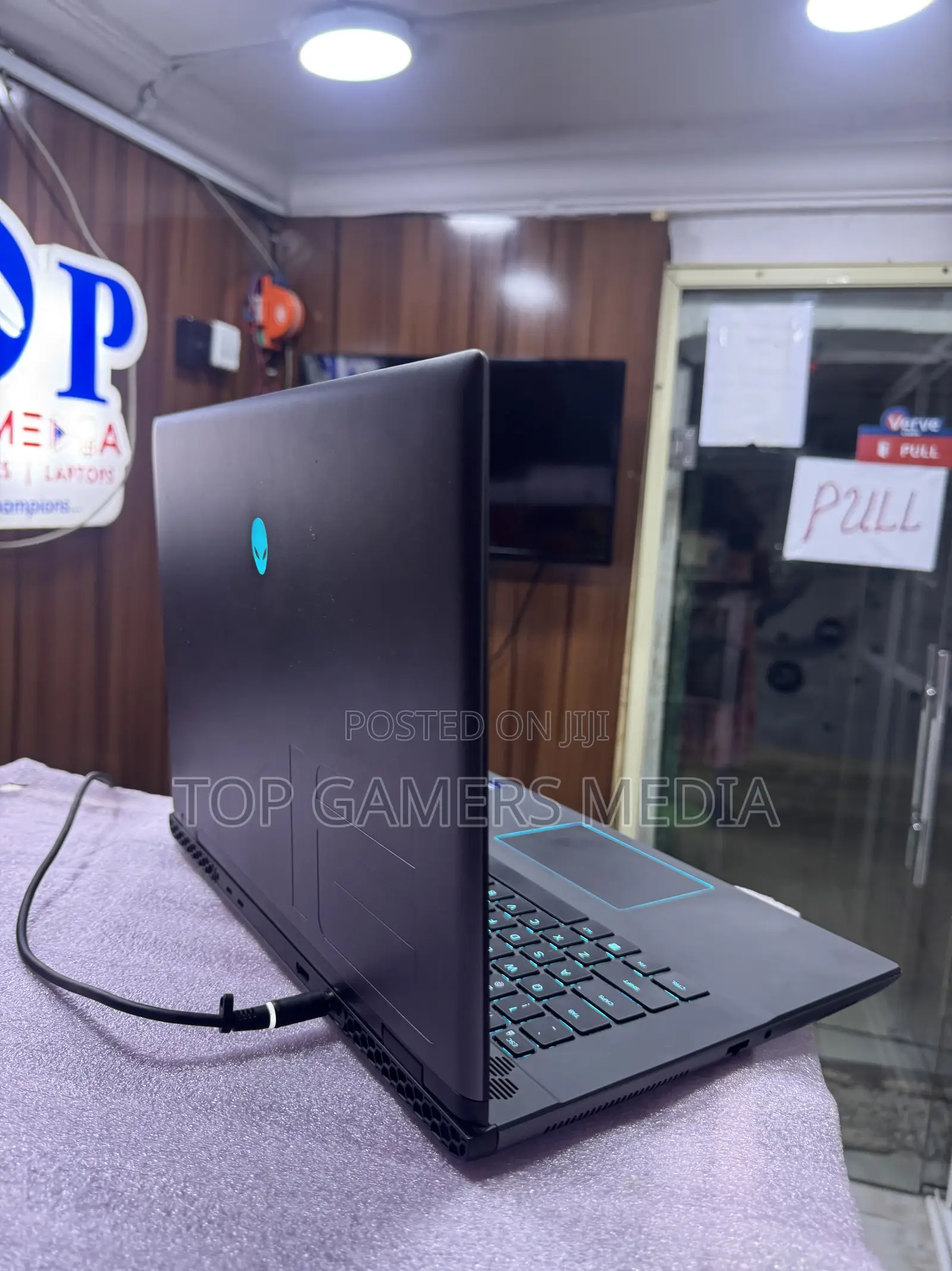 Laptop Dell 32GB Intel Core Ultra 7 SSD 1T
