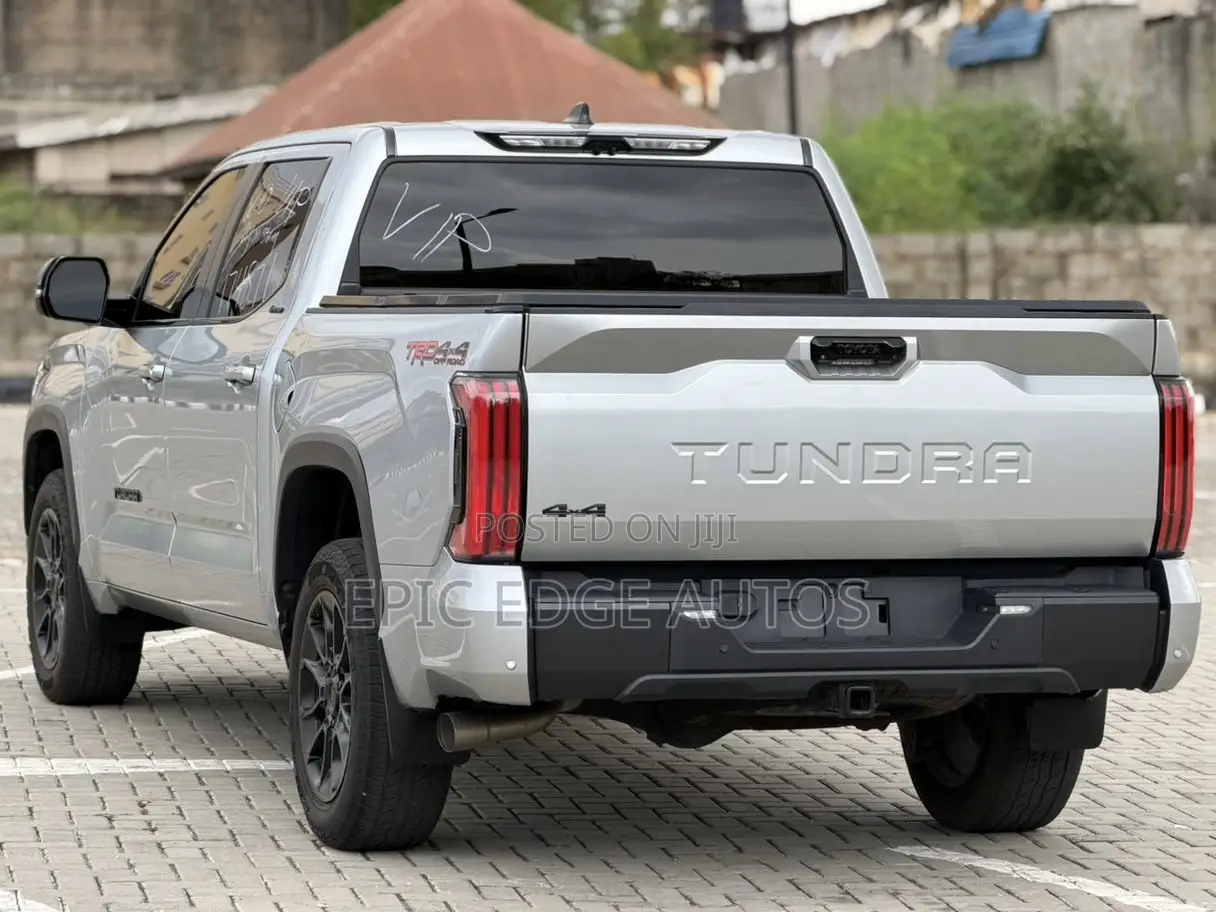 Toyota Tundra Limited Double Cab 6.5' Bed 2024 Gray