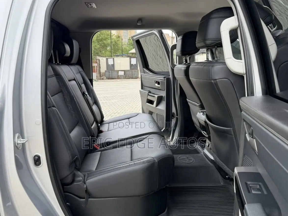 Toyota Tundra Limited Double Cab 6.5' Bed 2024 Gray