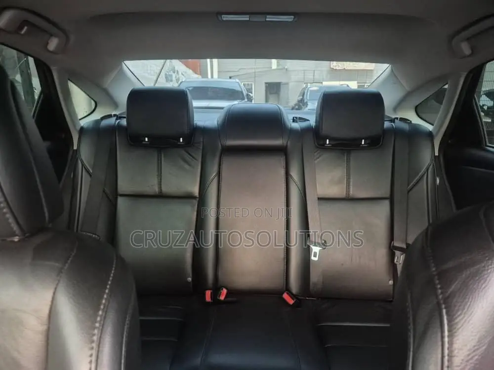 Toyota Avalon 2016 Black