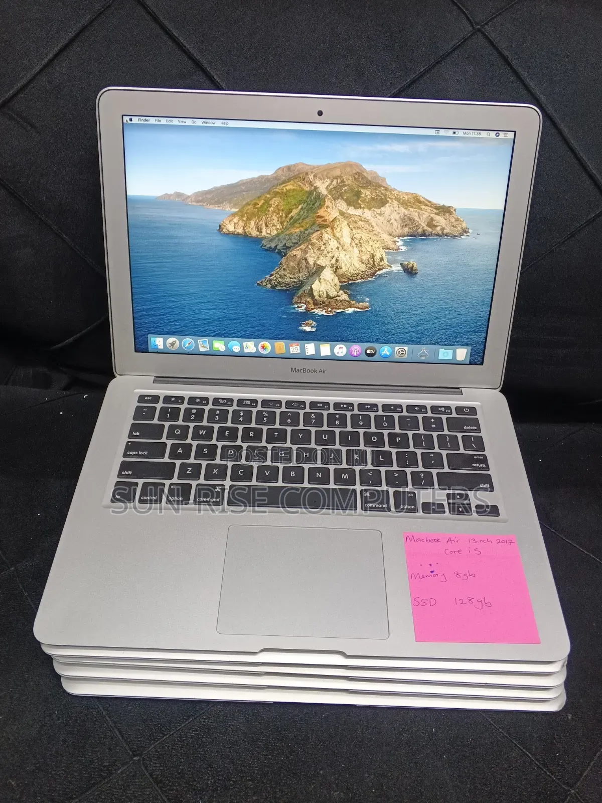 Laptop Apple MacBook Air 2017 8GB Intel Core i5 SSD 128GB
