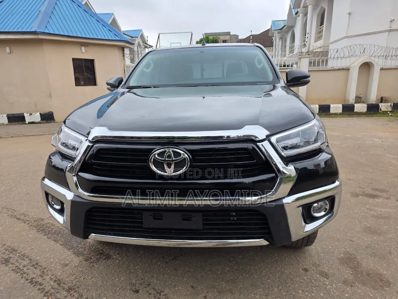 Toyota Hilux 2020 Black