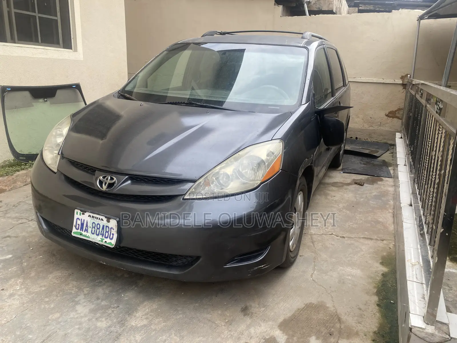 Toyota Sienna LE 4WD 2007 Gray