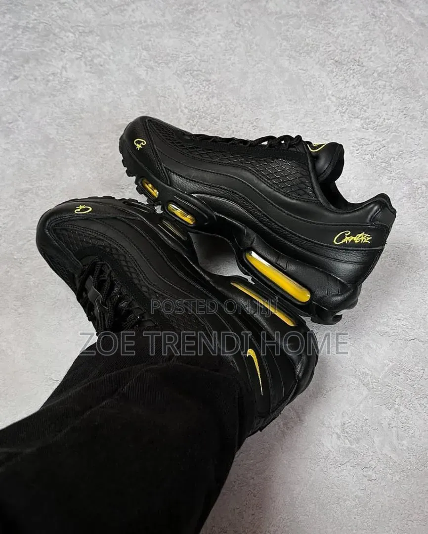 Nike Men's Casual Sneakers