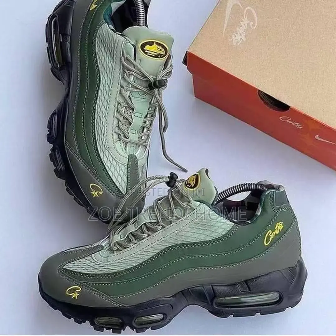 Nike Men's Casual Sneakers