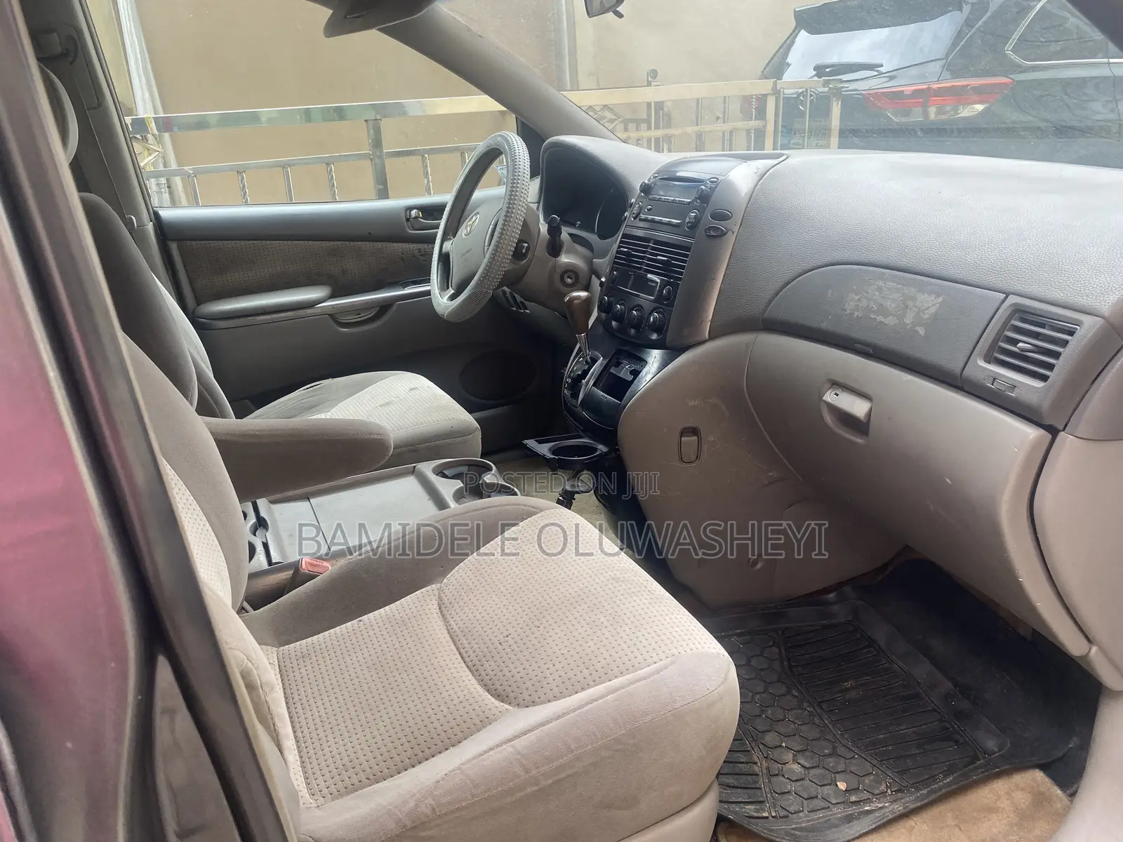 Toyota Sienna LE 4WD 2007 Gray