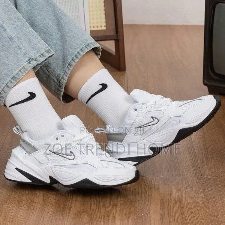 Nike Men's Casual Sneakers