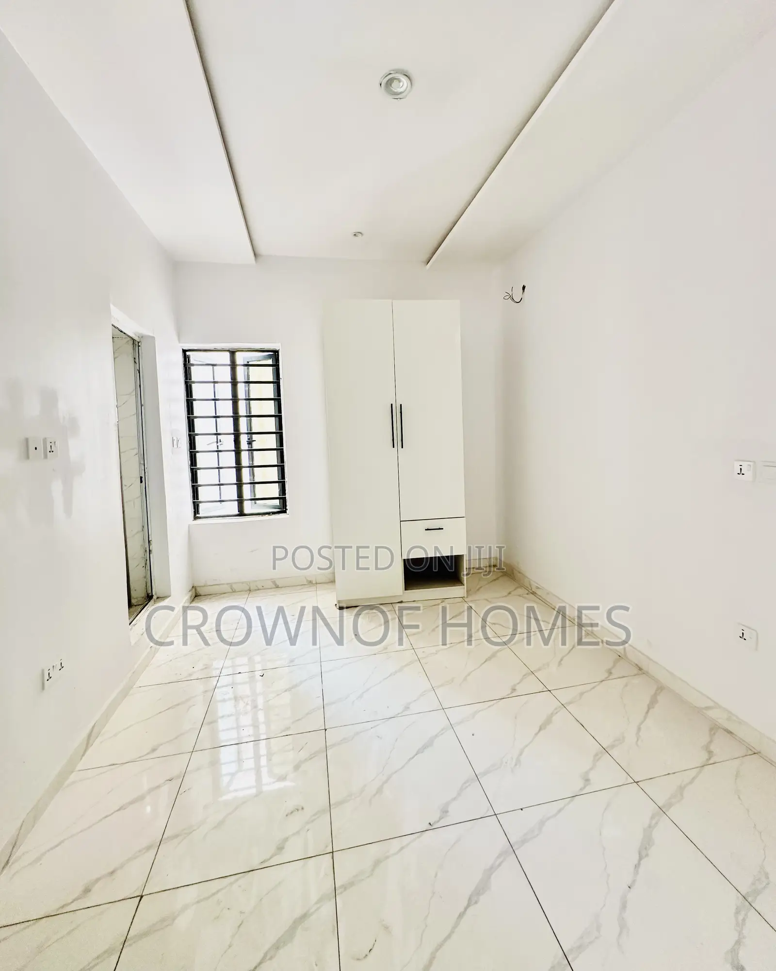 2bdrm Apartment in Ilaje / Lekki for sale