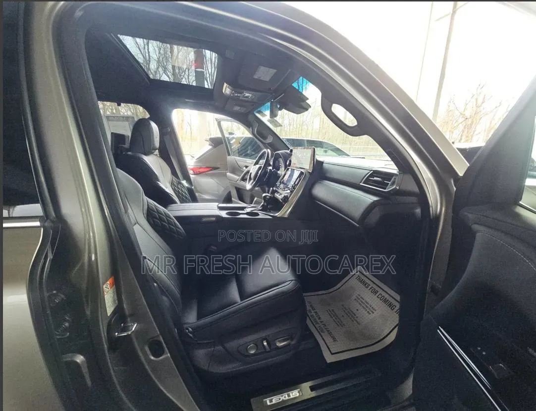 Lexus LX 2023 Gray