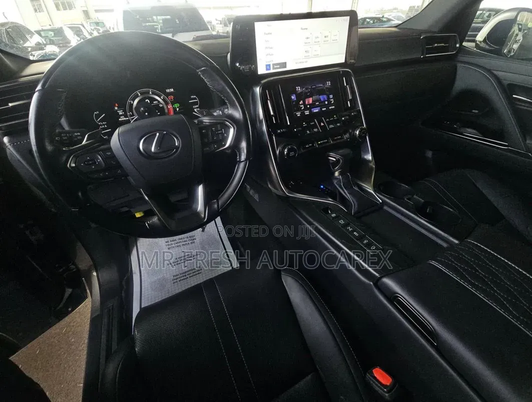 Lexus LX 2023 Gray