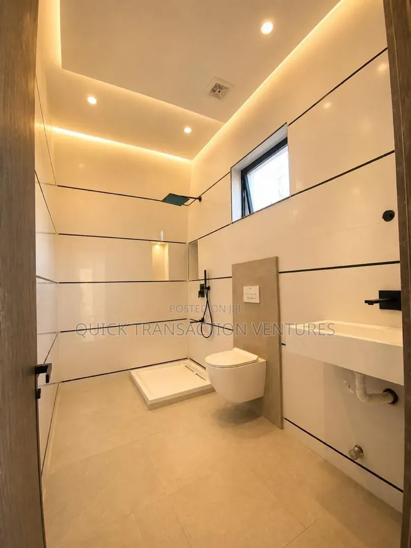 4bdrm Duplex in Parkveiw Estate for rent