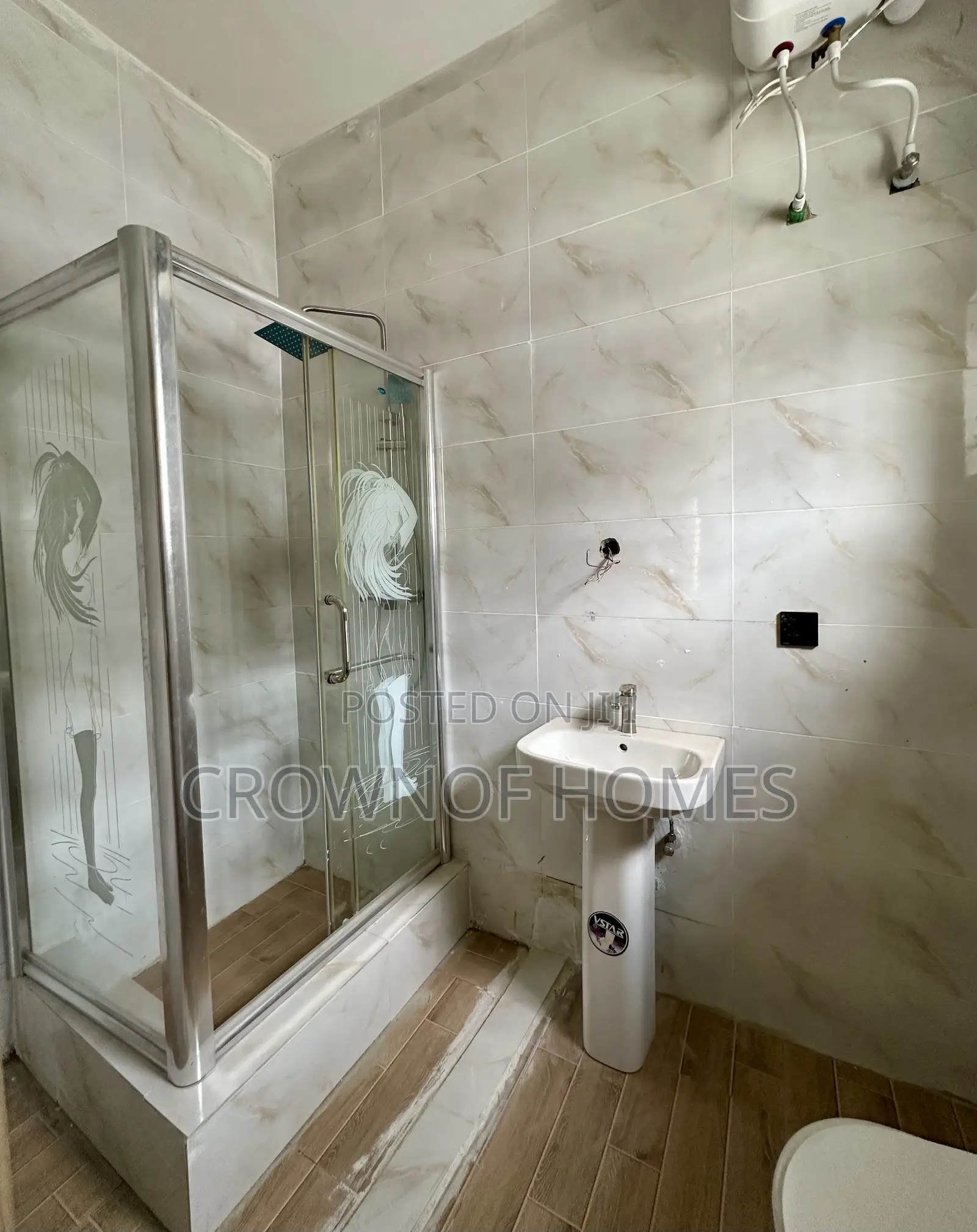 3bdrm Apartment in Ilaje / Lekki for sale