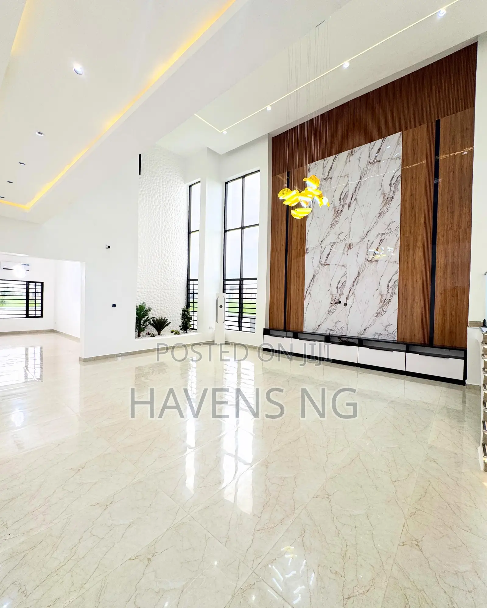 6bdrm Duplex in Lekki Phase 2 for sale
