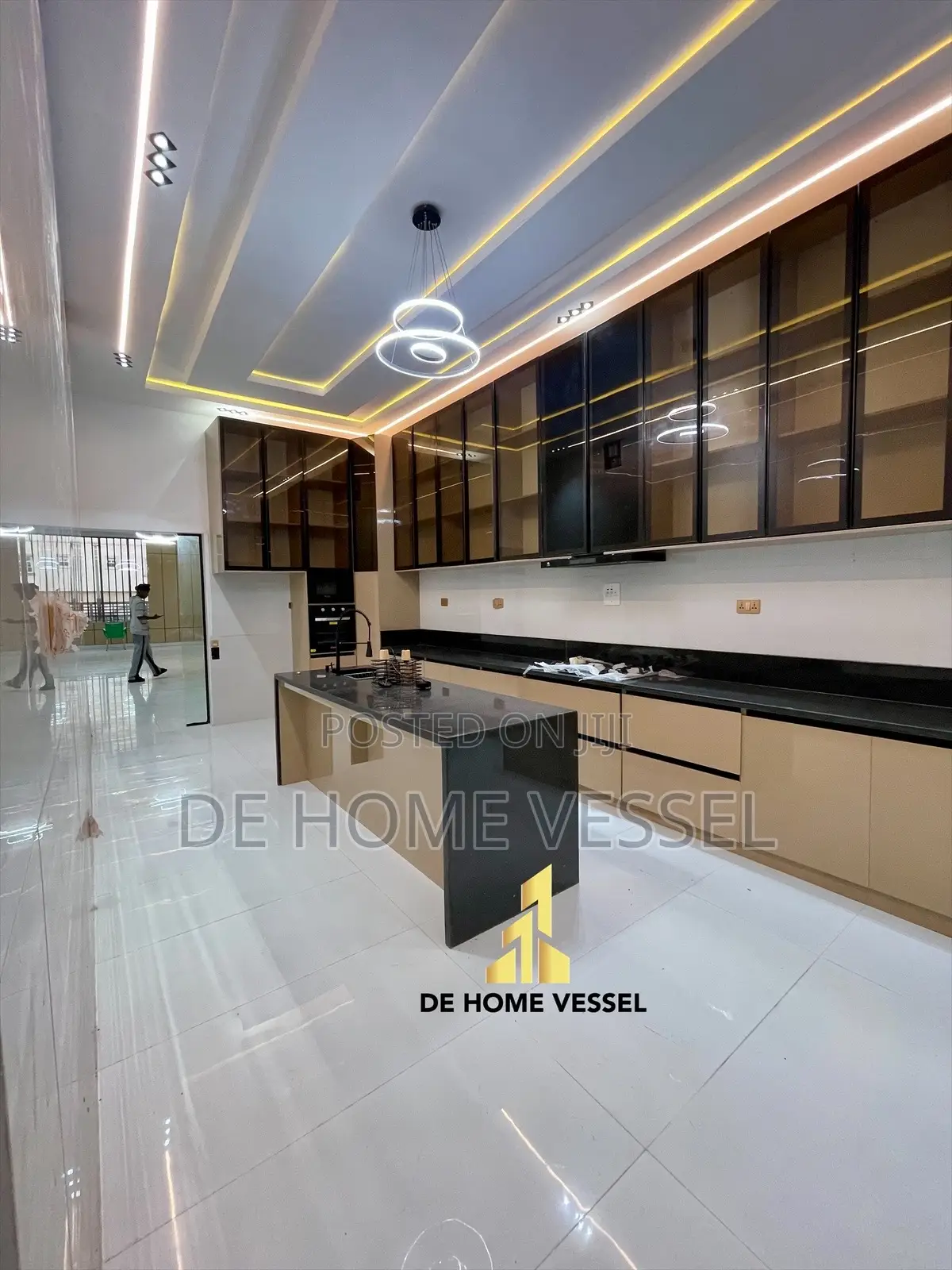 5bdrm Duplex in Sangotedo for sale