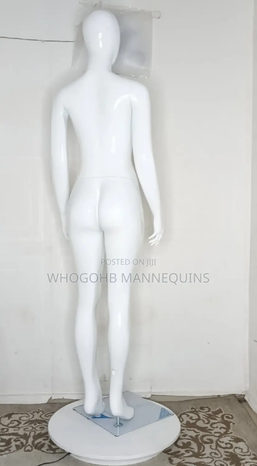 Full Fibreglass Glossy White Female Mannequin Size 10 Straight Hands