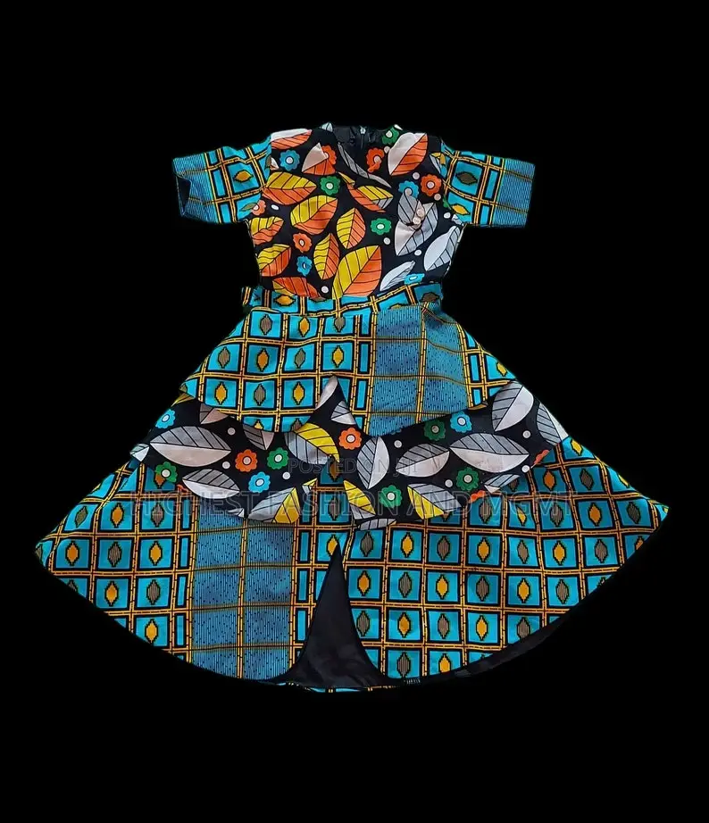 Vibrant African Print, Geometric Leaf Pattern.