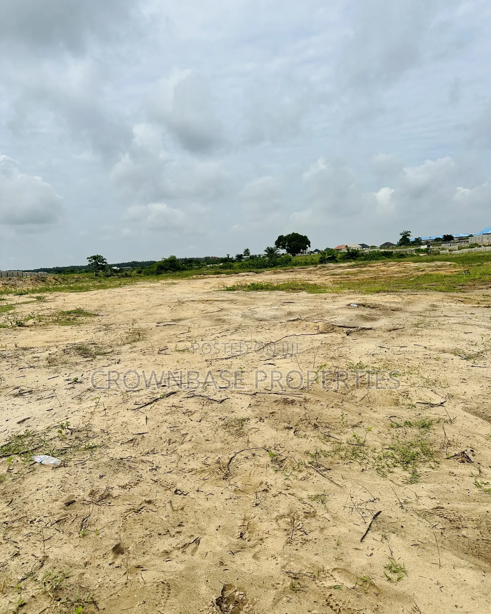 Certificate of Occupancy Plots of Land for Sale, Minutes From Airport