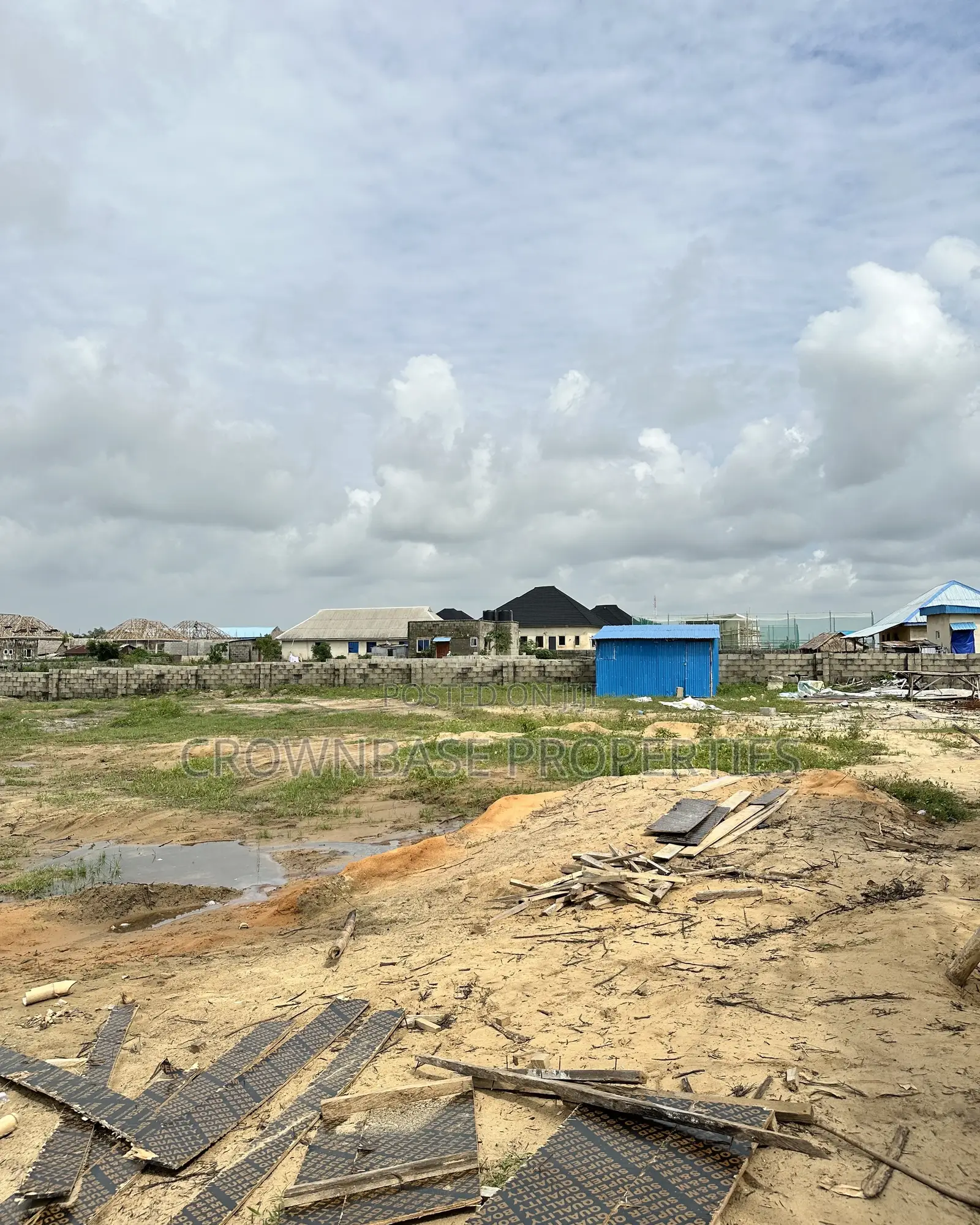 Certificate of Occupancy Plots of Land for Sale, Minutes From Airport
